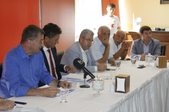 CHP Genel Başkan Yardımcısı Orhan SARIBAL ile Mersin Tenis Kulübünde Sendika Temsilcileri Toplantısına Katılımımız.01