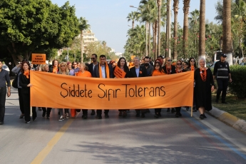 Kadına Şiddete Sıfır Tolerans Toplantı ve Yürüyüşüne Katılımımız.-05